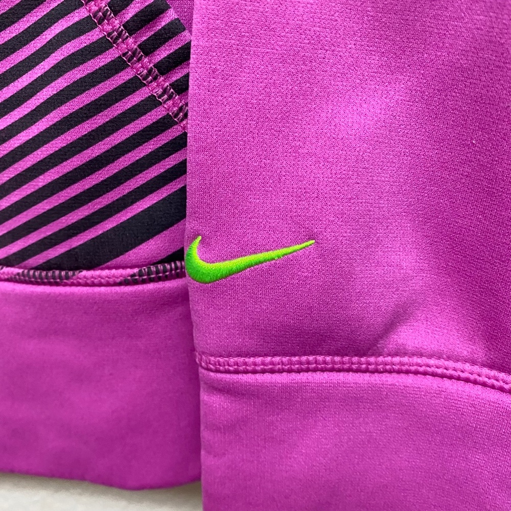 Nike Women's Hoodie Therma-Fit Pullover in Pink Size M - Picture 4 of 8